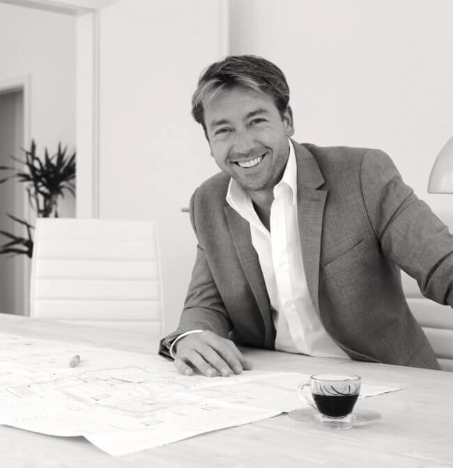 Jörg Aichinger, DEKRA-geprüfter Bausachverständiger für Speichersdorf